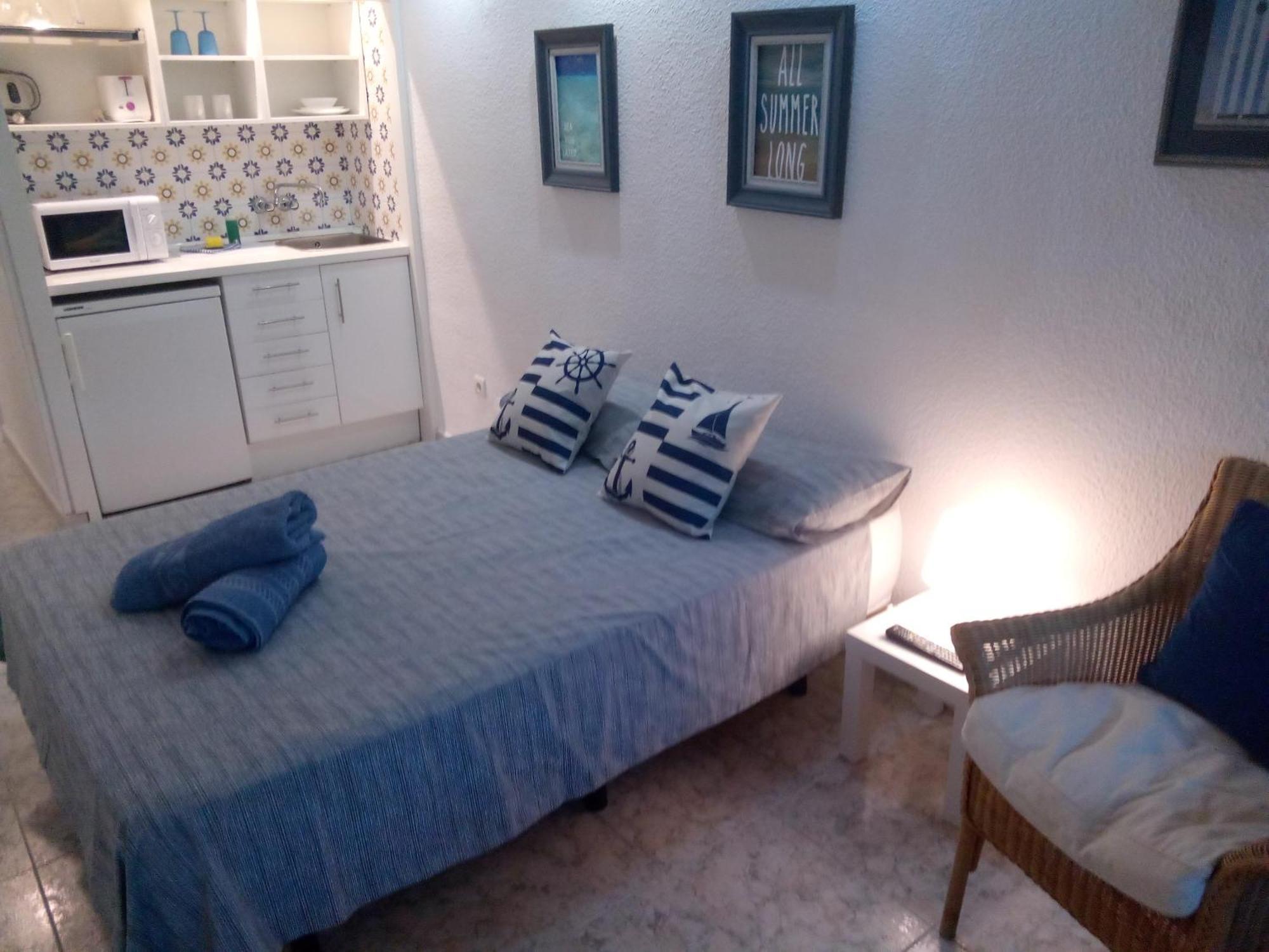 Appartamento Los Cisnes Beach Studio 100M Playa Benalmádena Esterno foto